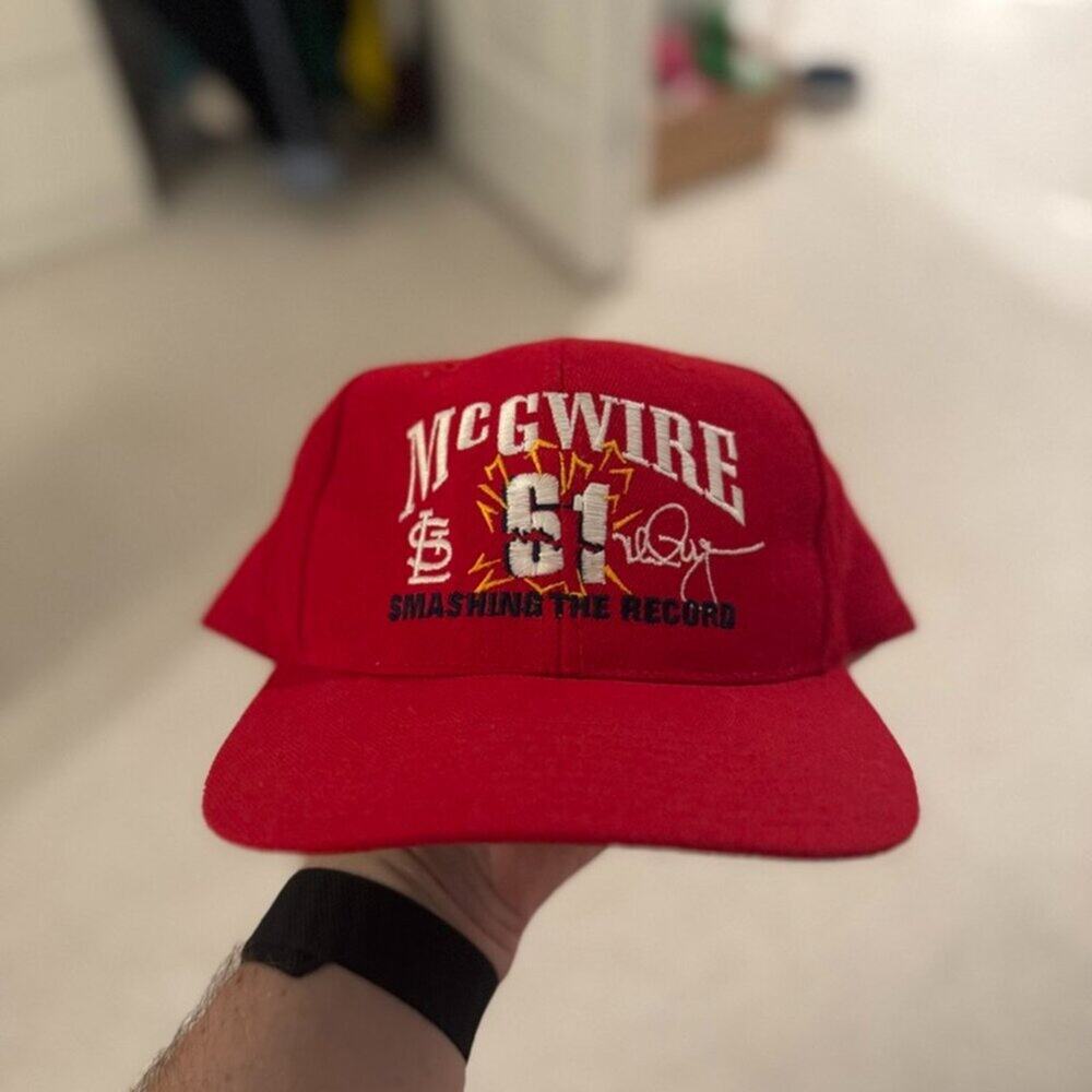 *RARE & VINTAGE* Mark McGwire 1998 "Smashing the Record" Vintage Hat / Snapback